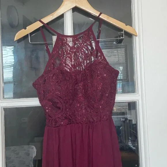 Preowned speechless burgundy lace halter top maxi gown dress junior teen size 3 - Picture 6 of 14